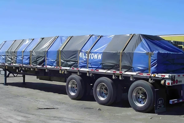 Warum PVC-LKW-Tarps für den Frachtschutz unerlässlich sind