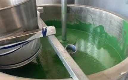 Mischen und Kühlen von PVC-Harz und Rohstoffen