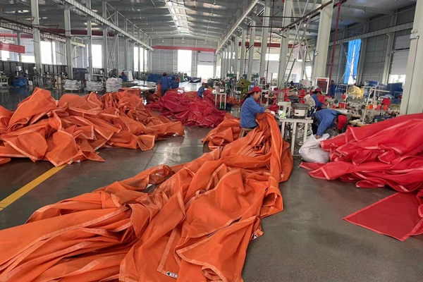 Merkmale des Vinyl-Maschen-Gewebes