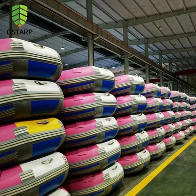 Aufblasbare Boots plane