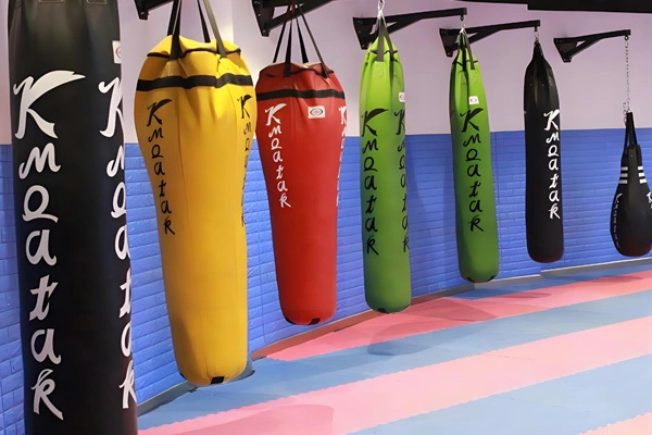 Merkmale des PVC-Sport materials